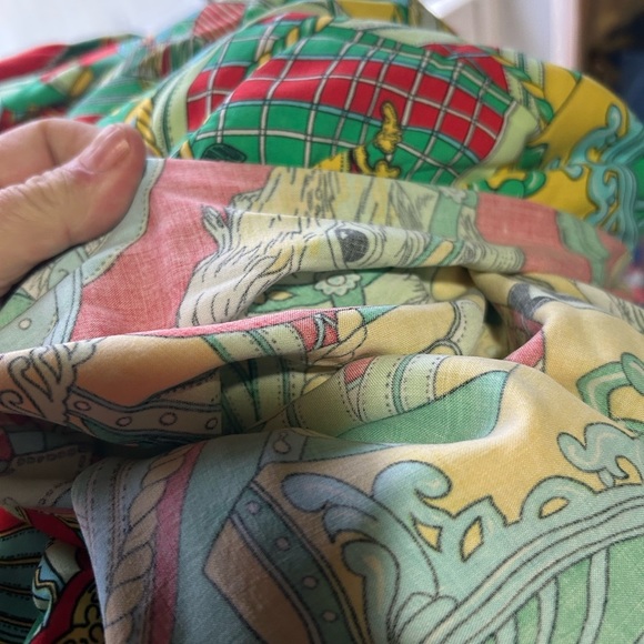 Vintage cotton or cotton like fabric  with equestrian and heraldic motifs. - Picture 6 of 9